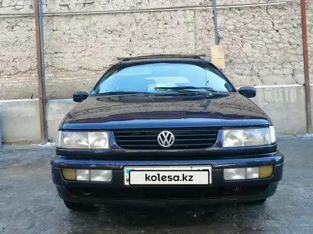 Volkswagen Passat 1993 года за 2 500 000 тг. в Шымкент