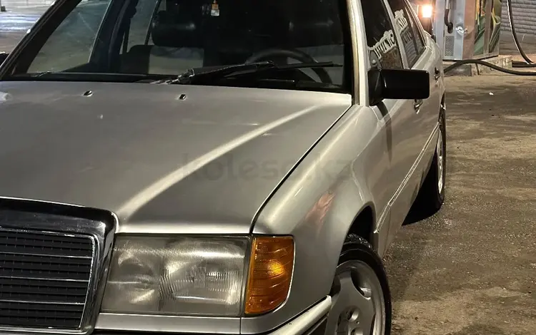 Mercedes-Benz E 300 1993 года за 1 800 000 тг. в Тараз