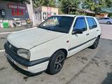 Volkswagen Golf 1994 годаүшін1 200 000 тг. в Шымкент