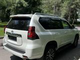 Toyota Land Cruiser Prado 2013 года за 18 800 000 тг. в Алматы – фото 3