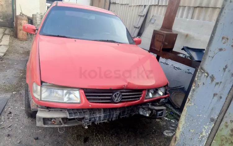 Volkswagen Passat 1996 года за 800 000 тг. в Караганда