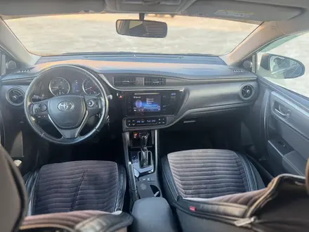 Toyota Corolla 2018 года за 9 000 000 тг. в Уральск – фото 12