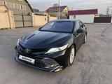 Toyota Camry 2019 года за 14 200 000 тг. в Алматы