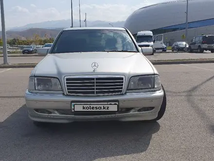 Mercedes-Benz C 240 1999 года за 2 999 999 тг. в Алматы – фото 11