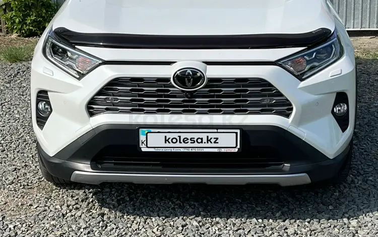 Toyota RAV4 2020 года за 16 700 000 тг. в Астана