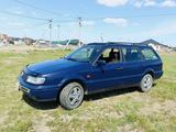 Volkswagen Passat 1995 годаүшін2 300 000 тг. в Экибастуз – фото 2