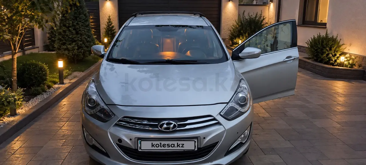 Hyundai i40, 2012