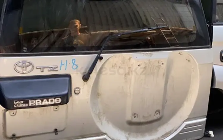 Крышка багажника за 15 000 тг. в Шымкент