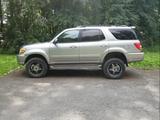 Toyota Sequoia 2001 годаүшін9 500 000 тг. в Караганда