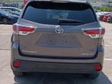 Toyota Highlander 2014 годаүшін15 000 000 тг. в Актобе – фото 4