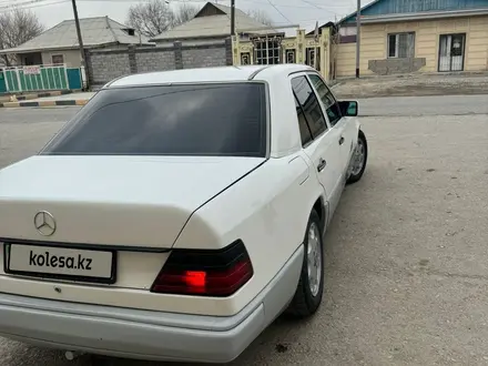 Mercedes-Benz E 200 1992 года за 1 400 000 тг. в Шиели – фото 2