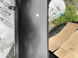 Бампер задний Camry 50 за 130 000 тг. в Алматы