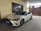 Lexus ES 250 2020 года за 22 500 000 тг. в Шымкент