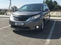 Toyota Sienna 2010 годаfor12 500 000 тг. в Тараз