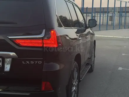 Lexus LX 570 2015 года за 37 600 000 тг. в Актау – фото 9