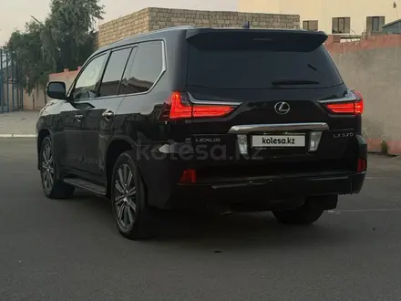 Lexus LX 570 2015 года за 37 600 000 тг. в Актау – фото 7