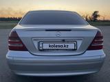 Mercedes-Benz C 180 2001 годаfor3 100 000 тг. в Рудный – фото 5