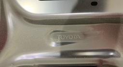 Крышка багажника на Toyota Camry 70үшін230 000 тг. в Алматы – фото 3