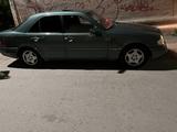 Mercedes-Benz C 220 1993 года за 1 950 000 тг. в Караганда – фото 3