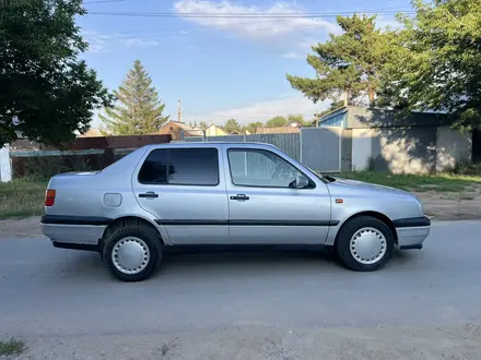 Volkswagen Vento 1993 года за 1 300 000 тг. в Павлодар – фото 5