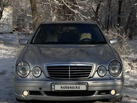 Mercedes-Benz E 280 1999 года за 3 550 000 тг. в Караганда – фото 3