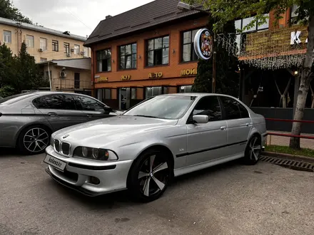 BMW 530 2002 года за 4 500 000 тг. в Алматы – фото 6