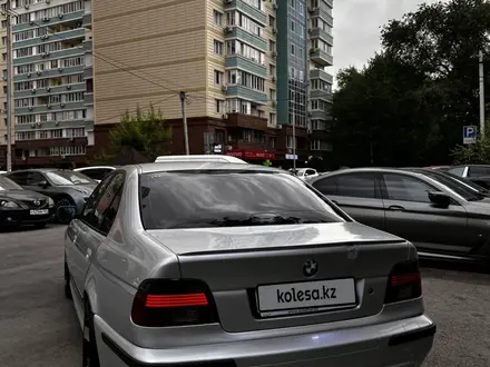 BMW 530 2002 года за 4 500 000 тг. в Алматы – фото 8