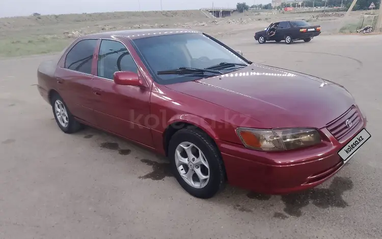 Toyota Camry 2001 года за 2 700 000 тг. в Тараз