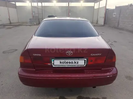 Toyota Camry 2001 года за 2 700 000 тг. в Тараз – фото 5