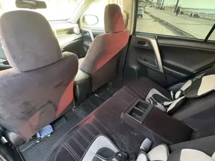 Toyota RAV4 2015 года за 10 000 000 тг. в Актау – фото 3