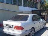 Mercedes-Benz E 200 1997 годаүшін1 650 000 тг. в Павлодар – фото 4