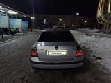 Volkswagen Passat 2002 годаfor3 300 000 тг. в Алматы – фото 4