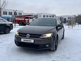 Volkswagen Jetta 2014 года за 5 000 000 тг. в Семей – фото 2