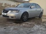 Hyundai Sonata 2005 года за 4 200 000 тг. в Уральск – фото 3