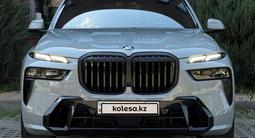 BMW X7 2023 года за 57 500 000 тг. в Алматы – фото 2