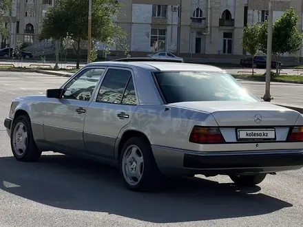 Mercedes-Benz E 230 1991 года за 2 300 000 тг. в Туркестан – фото 11