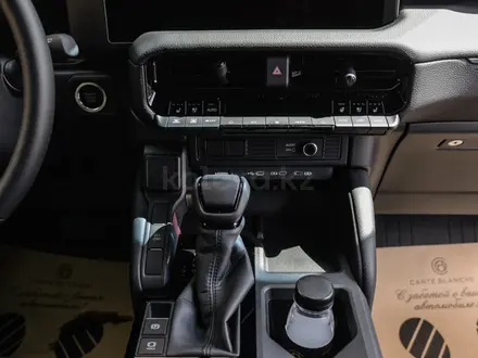 Toyota Land Cruiser Prado 2025 года за 31 300 000 тг. в Караганда – фото 26