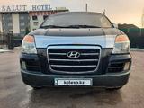 Hyundai Starex 2005 года за 3 600 000 тг. в Алматы – фото 2