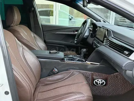 Toyota Camry Luxe 2024 года за 18 000 000 тг. в Шымкент – фото 6