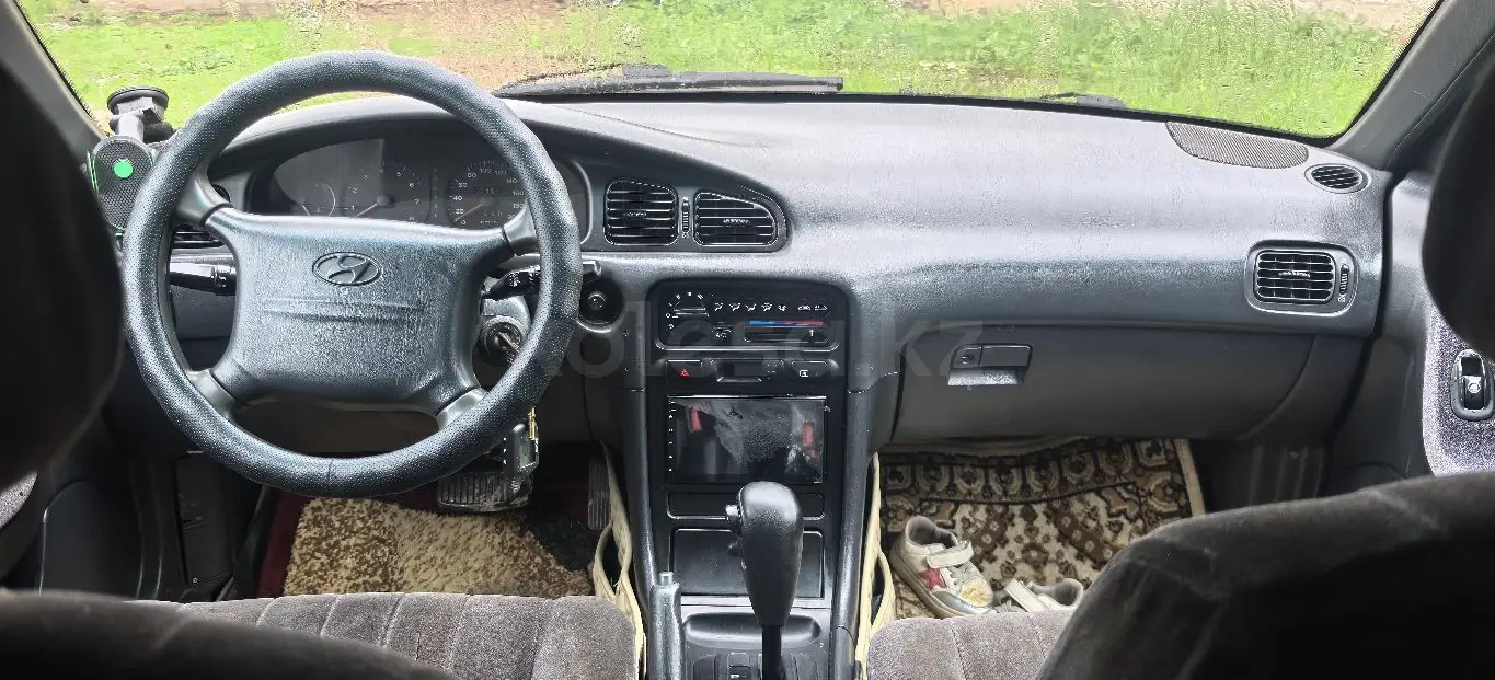 Hyundai Sonata, 1998