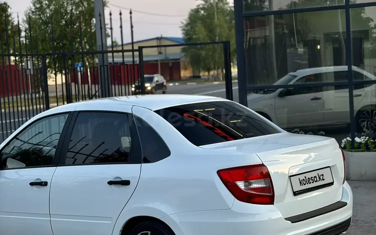 ВАЗ (Lada) Granta 2190 2019 годаүшін3 600 000 тг. в Костанай