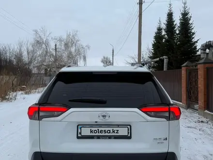 Toyota RAV4 2024 года за 18 300 000 тг. в Астана – фото 3