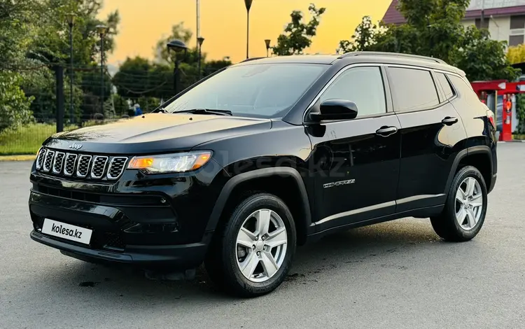 Jeep Compass 2022 года за 15 000 000 тг. в Алматы