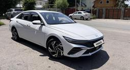 Hyundai Elantra 2024 года за 9 612 000 тг. в Алматы – фото 3