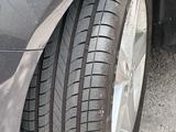 Toyota Camry 2014 годаүшін7 800 000 тг. в Шымкент – фото 4