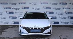 Hyundai Elantra 2021 года за 10 190 000 тг. в Шымкент – фото 2