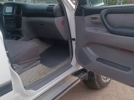 Toyota Land Cruiser 2005 года за 12 900 000 тг. в Алматы – фото 10
