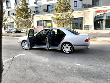 Mercedes-Benz E 230 1996 года за 4 300 000 тг. в Астана – фото 18