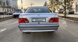 Mercedes-Benz E 230 1996 года за 4 300 000 тг. в Астана – фото 4