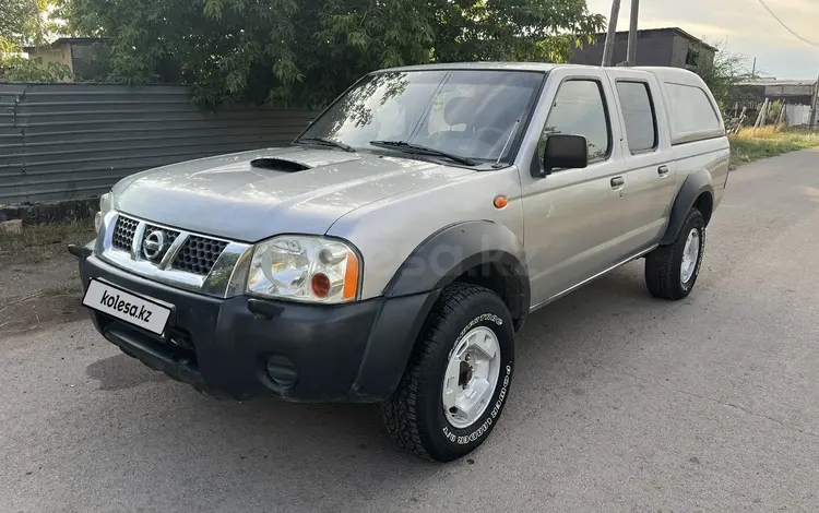 Nissan NP300 2012 годаүшін5 200 000 тг. в Астана